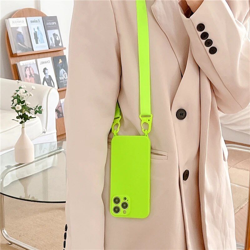 Hochwertige Crossbody-Halskettenriemen Lanyard Weiche Silikon iPhone Hülle | MagSafe Case, Kameralinsenschutzabdeckung für Apple iPhone 17/17 Air, 16/16e, 15, 14, 13 Pro Max Plus Cover – Umhängeband, Schulterriemen, Kartenhalter | Premium Schutzhülle